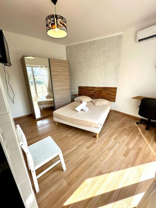 Appartement Avec 4 Chambres Doubles - Proche De La Mer, Des Transports Et De La Promenade Des Anglais Νίκαια Εξωτερικό φωτογραφία